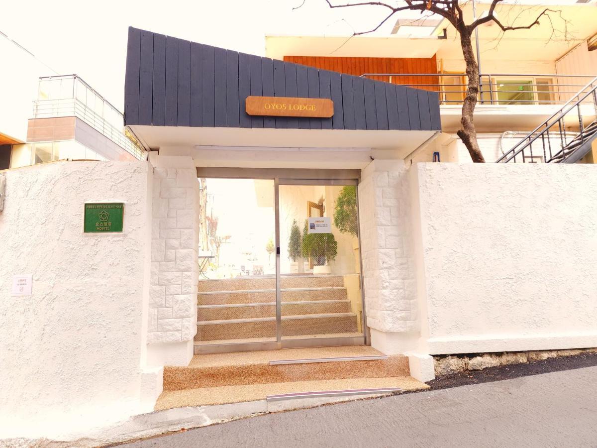 Oyo Myeongdong 5 Lodge Szöul Kültér fotó