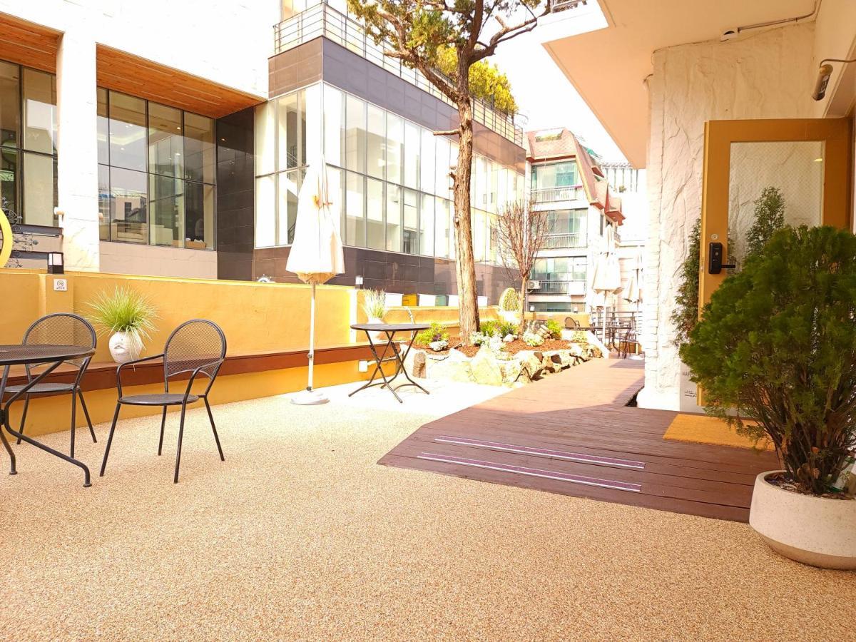 Oyo Myeongdong 5 Lodge Szöul Kültér fotó