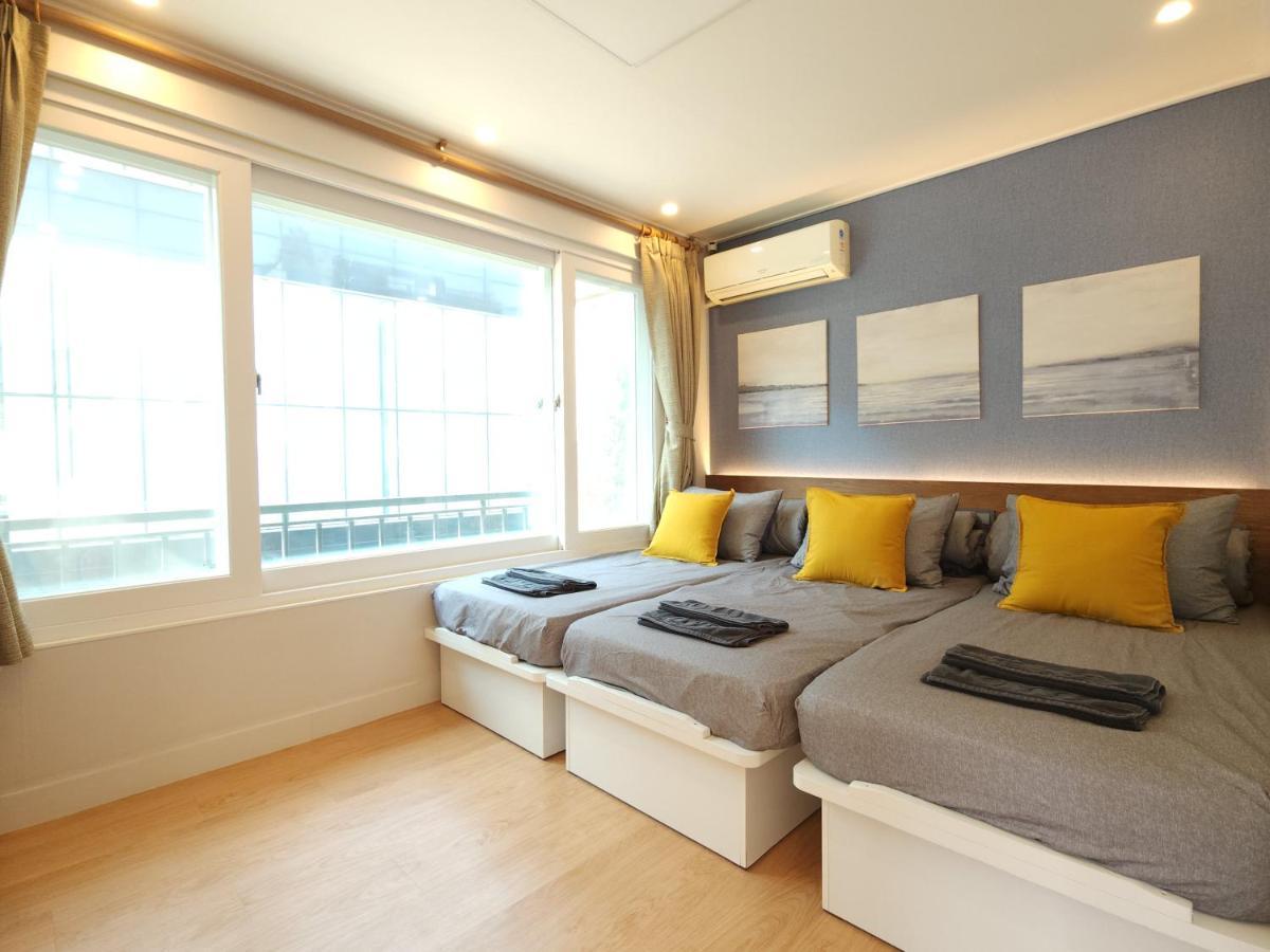 Oyo Myeongdong 5 Lodge Szöul Kültér fotó