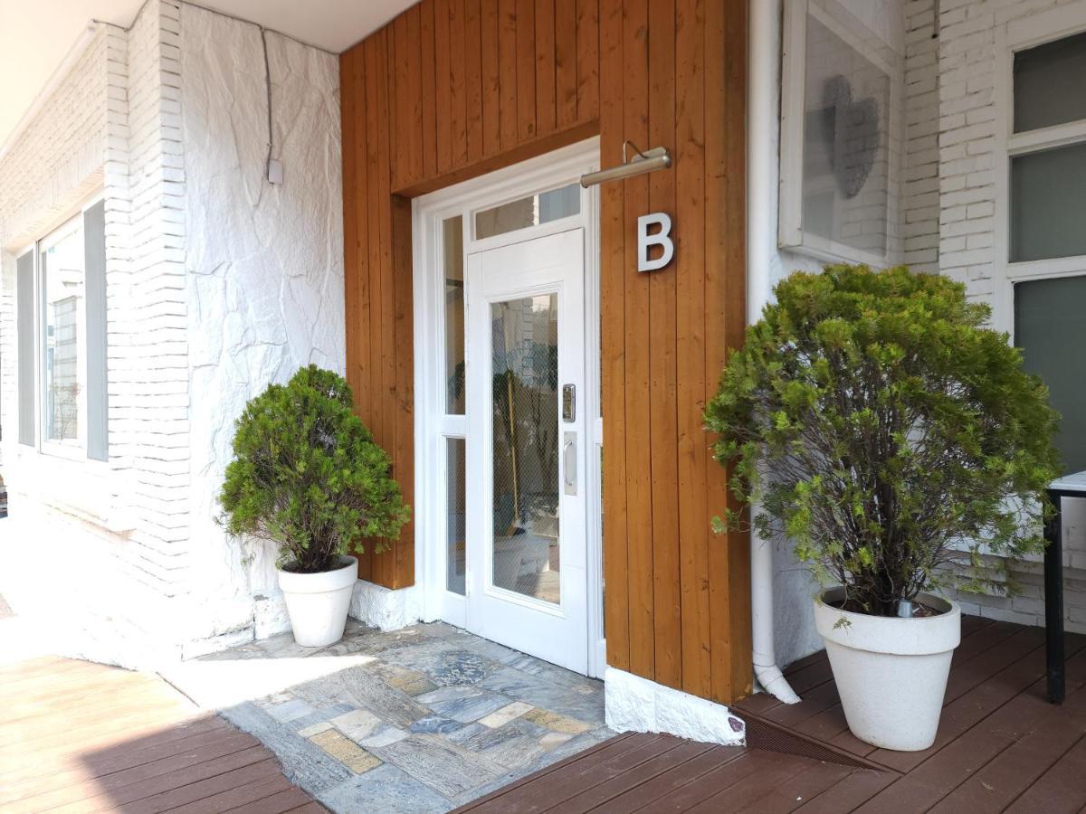 Oyo Myeongdong 5 Lodge Szöul Kültér fotó