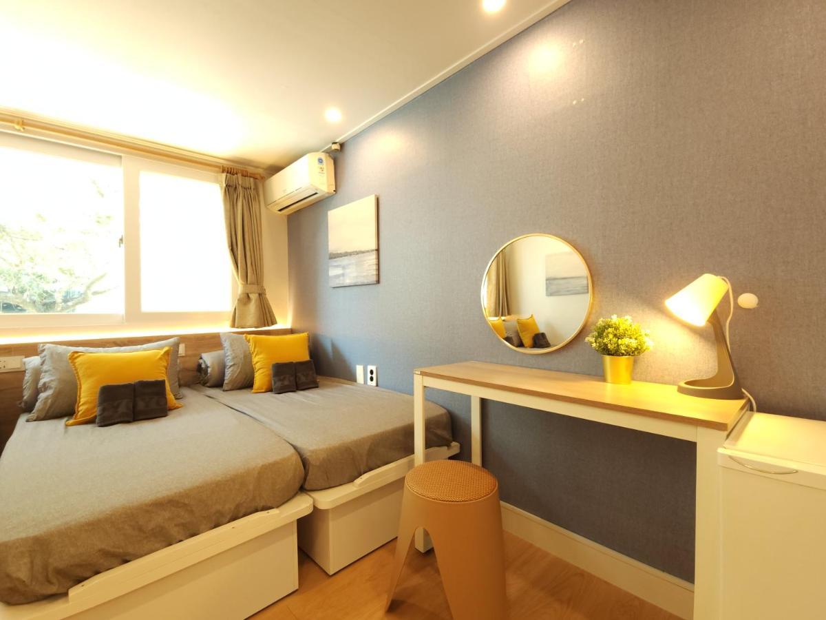 Oyo Myeongdong 5 Lodge Szöul Kültér fotó