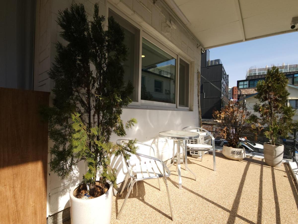 Oyo Myeongdong 5 Lodge Szöul Kültér fotó