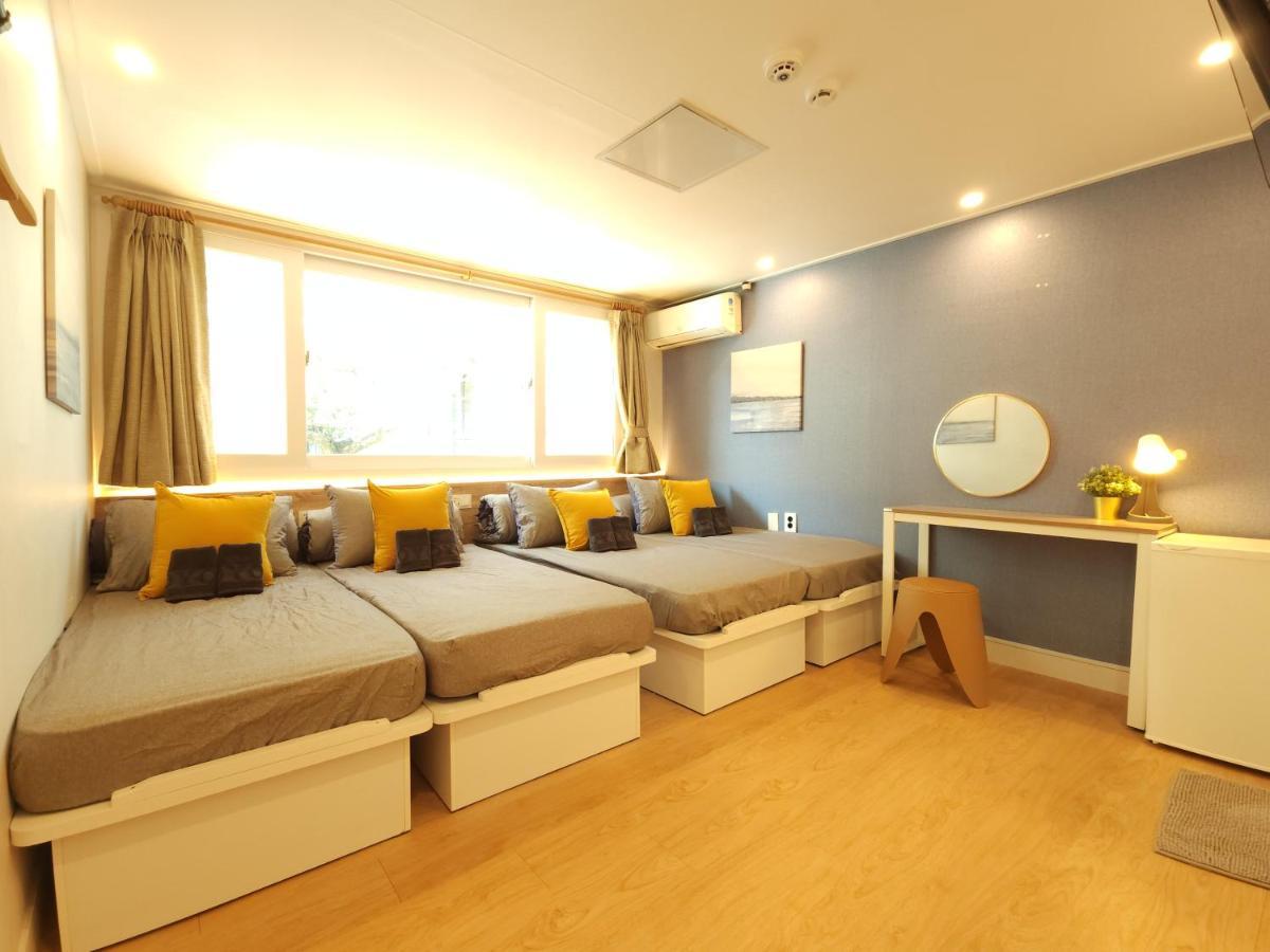 Oyo Myeongdong 5 Lodge Szöul Kültér fotó