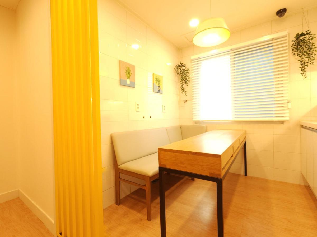 Oyo Myeongdong 5 Lodge Szöul Kültér fotó