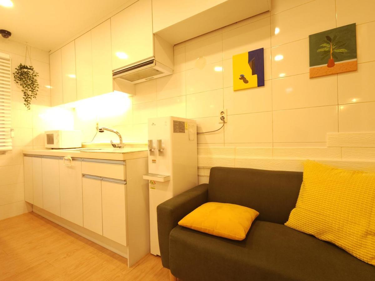 Oyo Myeongdong 5 Lodge Szöul Kültér fotó