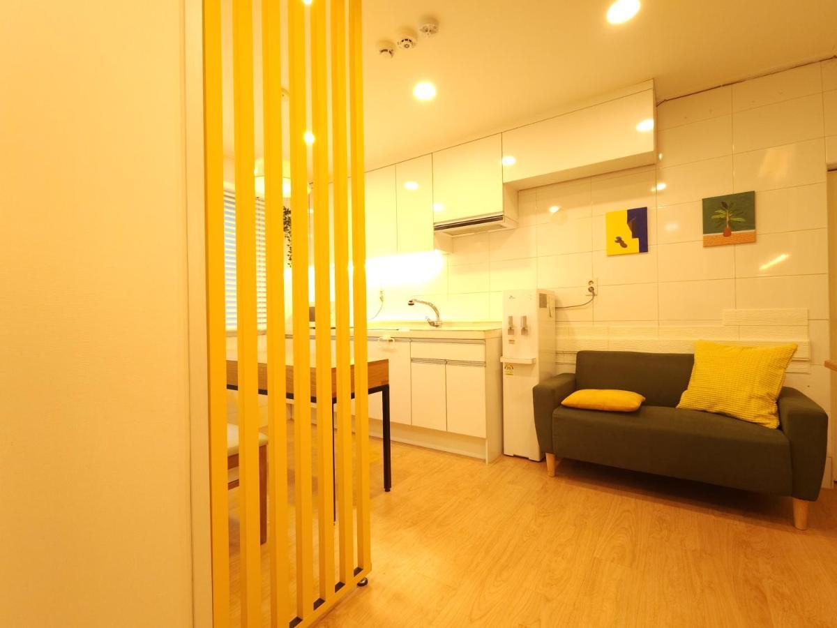 Oyo Myeongdong 5 Lodge Szöul Kültér fotó