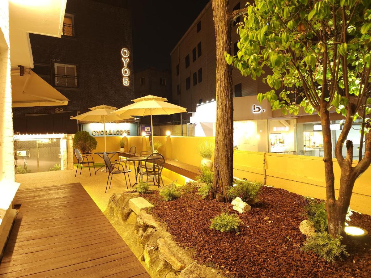 Oyo Myeongdong 5 Lodge Szöul Kültér fotó